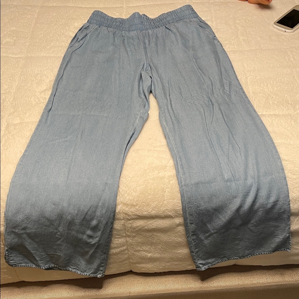 Calvin Klein Light Wash Wide Leg Pants - Picture 2 of 8